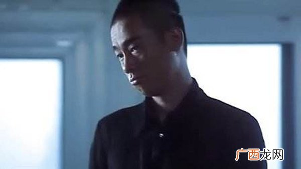 陈小春在哪部电影里演山鸡哥,古惑仔陈小春逃到表哥哪里？