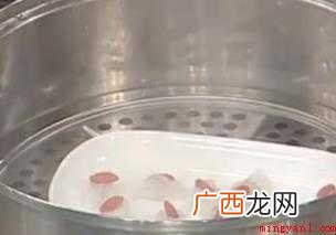 竹荪的做法是什么 一个完美的竹荪汤就做好了 竹荪的做法是什么