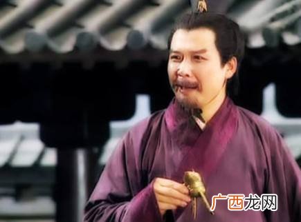 三国中的刘备是谁的后代,刘备是董卓儿子么？