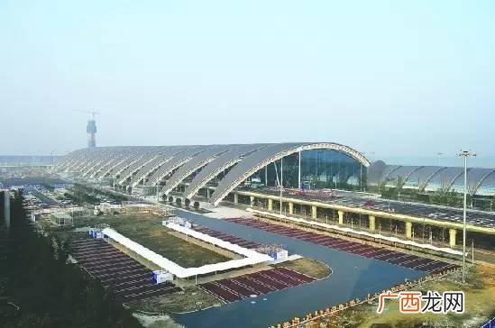 双流机场是什么意思,弱弱的问一下，双流机场是什么意思？