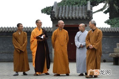 什么叫做受戒,受戒和其他小说有什么不同？