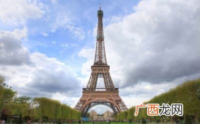 法国埃菲尔铁塔有多高,谁能介绍下艾菲尔铁塔的高度以及其他详细简介吗？