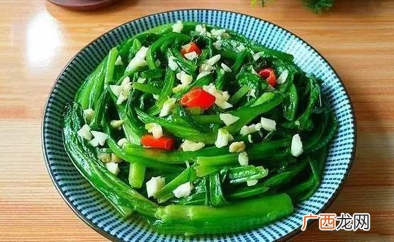清炒油麦菜的热量是多少,300g油麦菜有多少？
