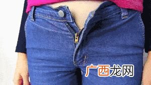 牛仔裤缩水怎么办,牛仔裤缩水了怎么办？