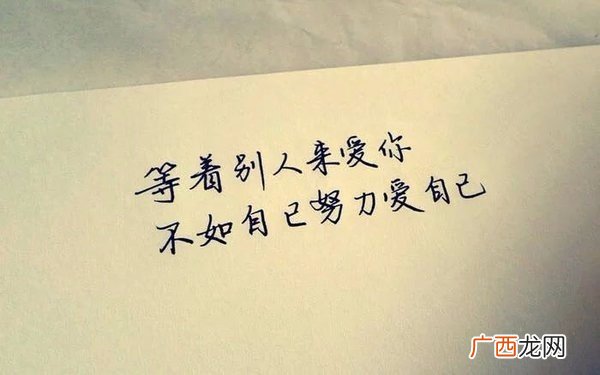 表达喜欢一个人的诗句,表明自己有喜欢的人的古诗？