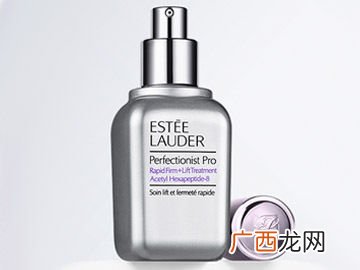 雅诗兰黛线雕精华主要作用成分,45岁以上女性用哪个品牌精华？