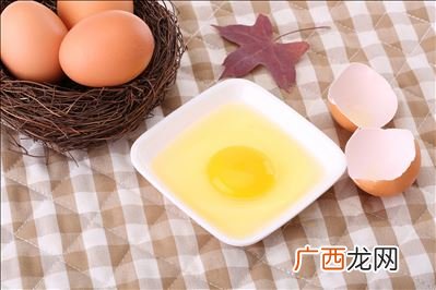 蛋清打发不起来是怎么回事,做蛋糕打发蛋清没成功能做吗？