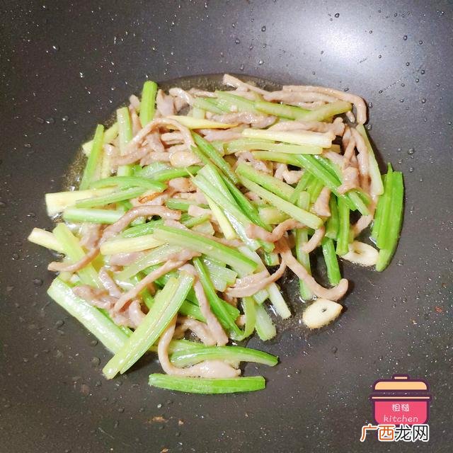 肉丝带底的做法,肉丝豆芽的做法有哪些？