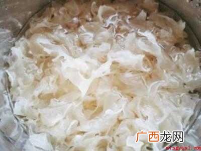 银耳怎么熬出来粘稠感