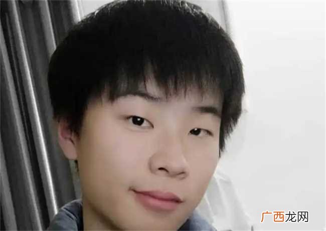 大小眼的男人面相如何