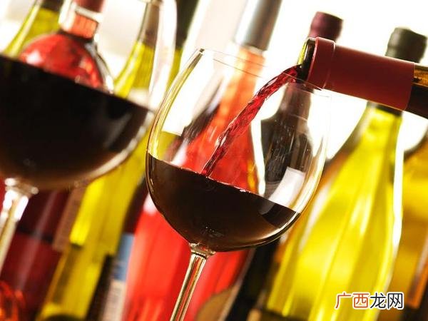 葡萄酒中的酒体是指什么,低酒精葡萄酒是什么酒体？
