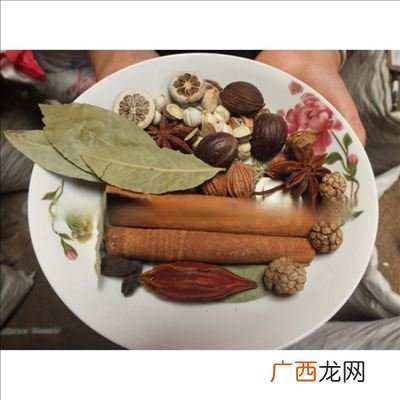 卤料正宗的配方,中草药卤料配方怎么做？