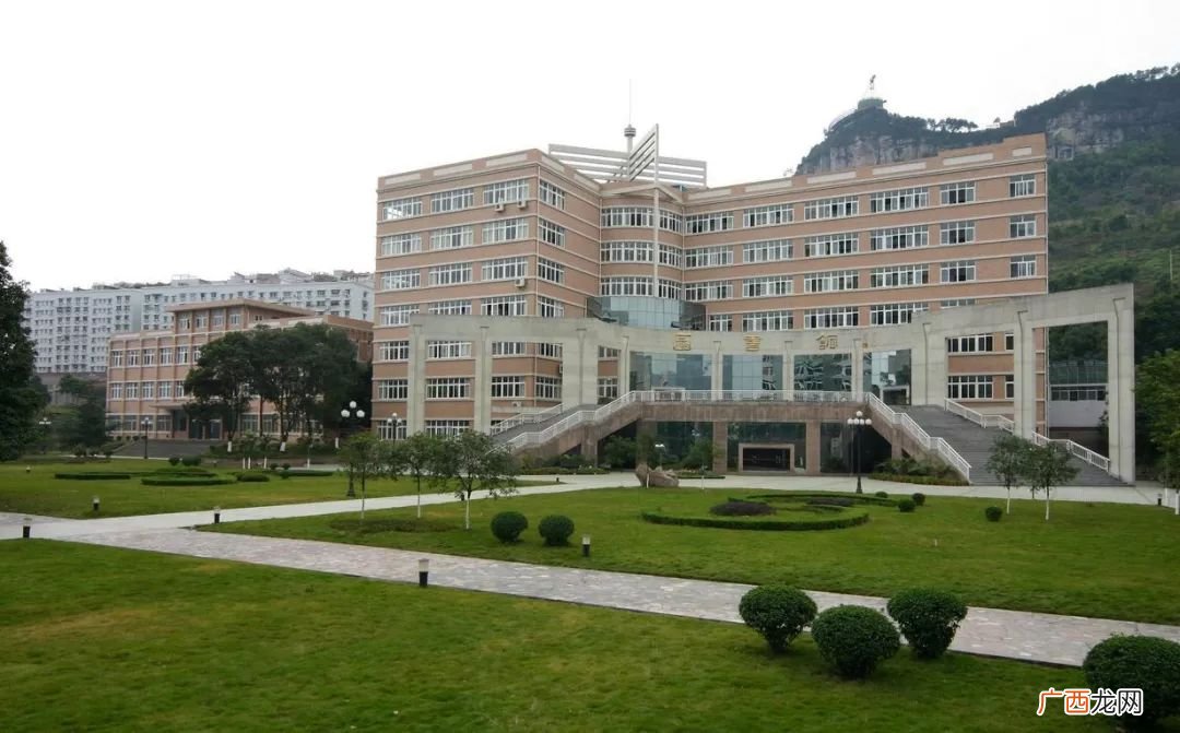 什么是文理学院,什么是文理学院？