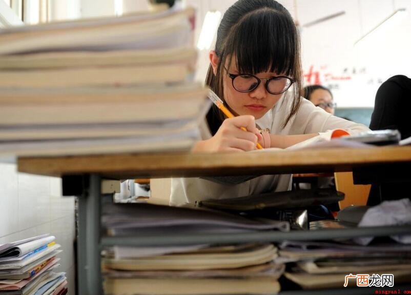 文科生可以报什么高校? 文科生可以报哪些大学