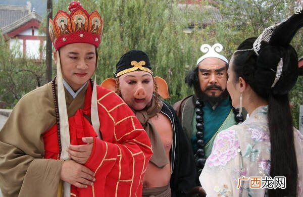 唐僧的原名叫什么江流是什么,西游记中“唐三藏”的真名是什么呢？
