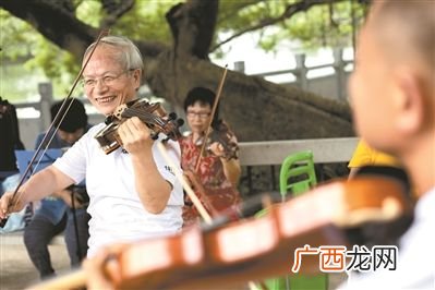 吹拉弹唱服务指哪些,吹拉弹唱是什么项目？