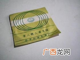 京二胡有几根弦,请教：京二胡与二胡的区别？