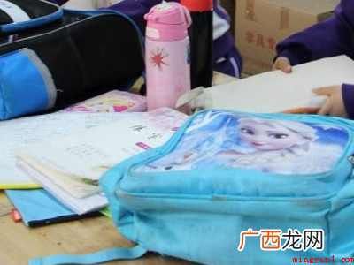 书包箱包的材料更为多元化 如何整理书包