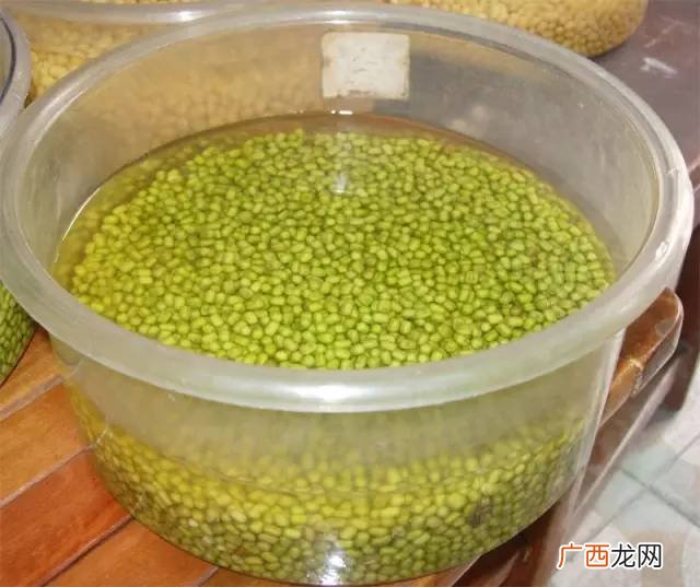 绿豆怎么去皮呀,怎么给绿豆去皮？