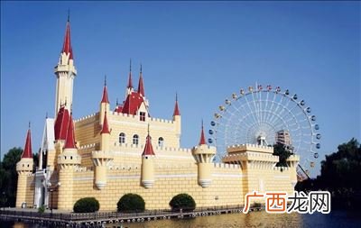 上海迪士尼乐园在上海哪里,上海迪士尼乐园入口？