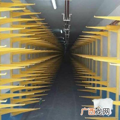 桥架固定支架的问题,桥架安装隔多少米应该加一个固定支架？