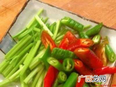 鸡胸肉适合和什么菜炒
