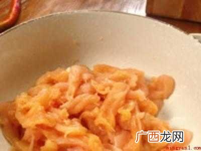 鸡胸肉适合和什么菜炒