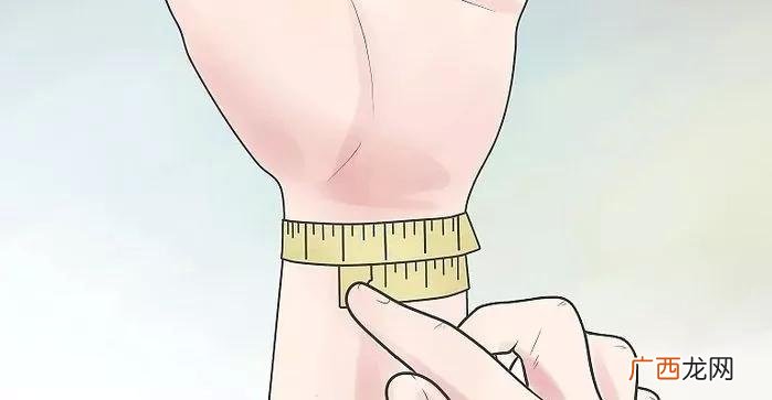 怎么测量骨架大小,女性肩宽正常是多少?40算大骨架嘛？