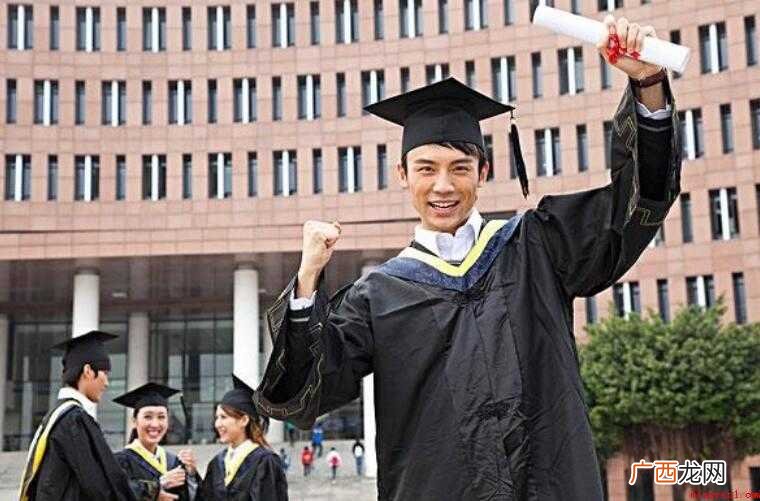 大学生个人简历自我鉴定怎么写