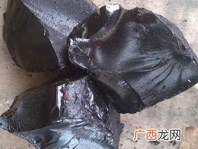 沥青属于什么材料,沥青混凝土是否属于建筑材料?