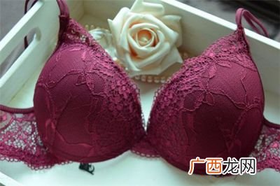 胸罩多长时间洗一次,内衣多久换洗一次比较好？