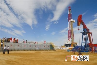 深水井打井打多深为好,打盐水井是否深度多少？