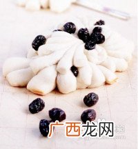 枣花糕简单做法,三层枣花糕的做法？
