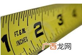 NBA一尺指多高比如某人6尺5,NBA球员身高通常按尺量，唐斯6尺11合几米？