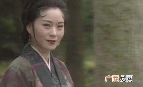 黄蓉和杨过什么关系,黄蓉和杨过是什么关系？