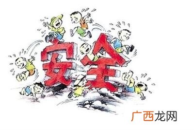 如何加强自我防范意识,作为当代的大学生，我们如何在自己的生活和将来的工作中增强信息安全意识和网络安全防范措施？