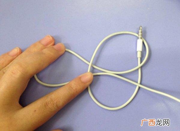 渔轮怎么用,鱼竿线轮绑法？