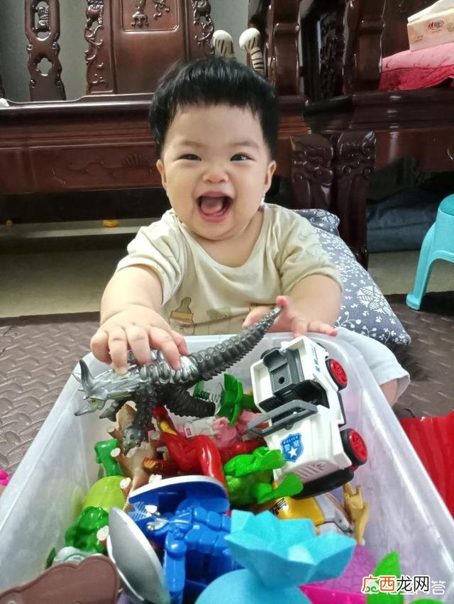 诞生和出生的区别,“生日”和“生辰”有什么区别？