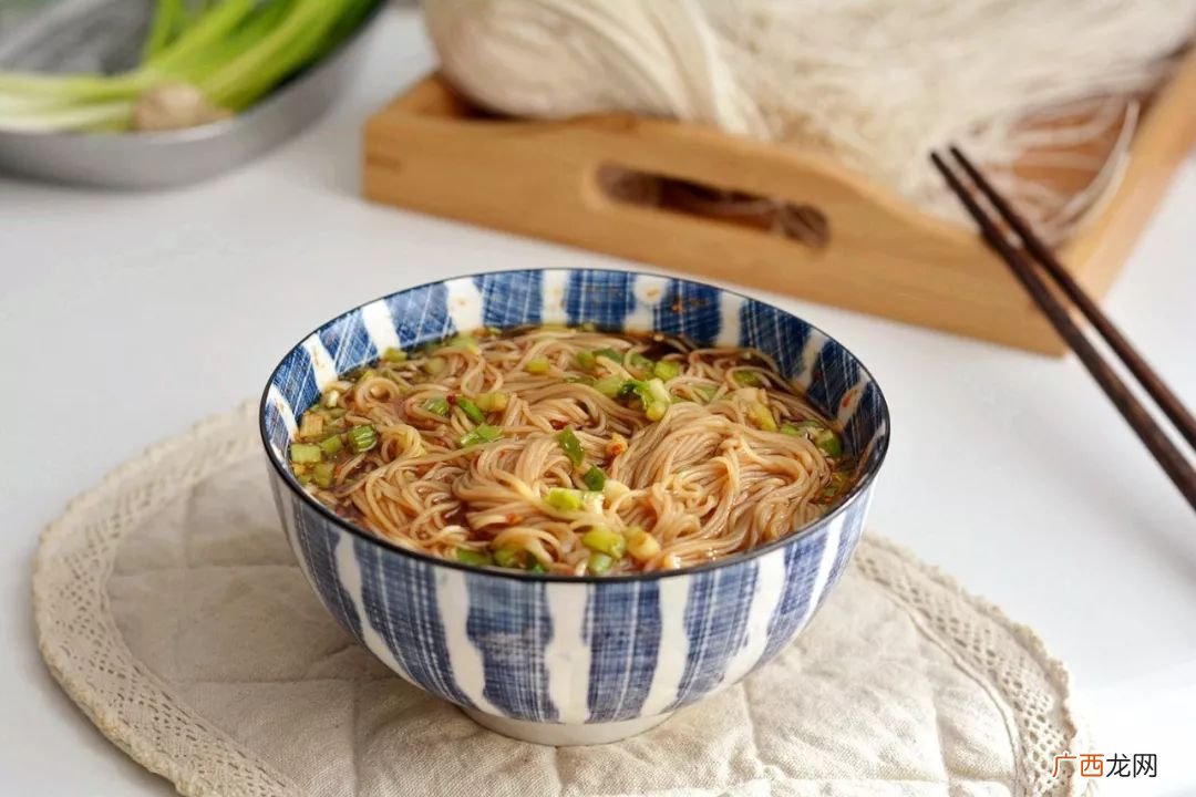 怎么熬猪油面,油燃面做法？