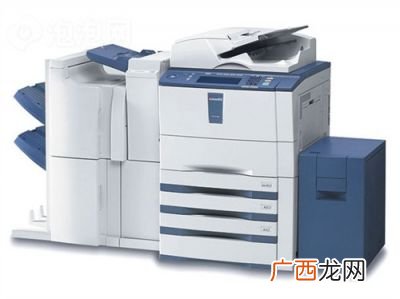 东芝2303a复印机安装说明,东芝2303a输稿器怎么调位置？