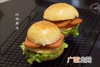 汉堡包的做法大全,华莱士里面所有汉堡包的做法?