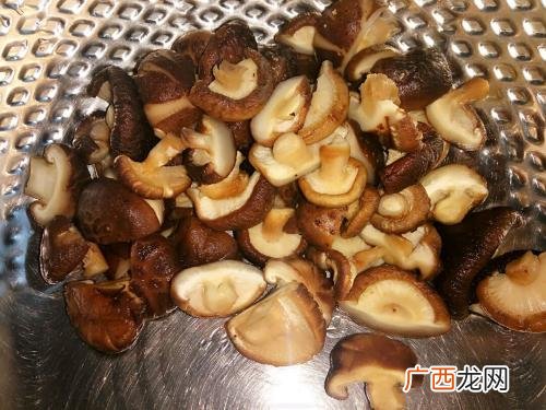 干香菇能泡了隔夜吃吗,请问干香菇泡好放冰箱冷藏好吗？