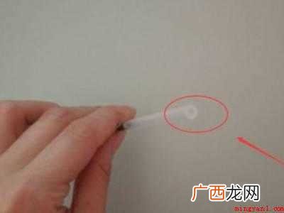 中性笔不出墨怎么办