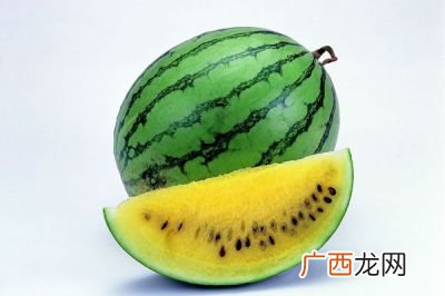 西瓜面膜的功效与作用,春天用什么水果自制面膜补水好?