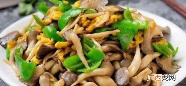 平菇怎么炒好吃又简单,怎样炒平菇？