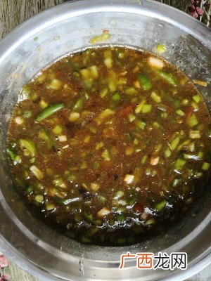 辣椒焖子的做法,辣菜焖子咋做？
