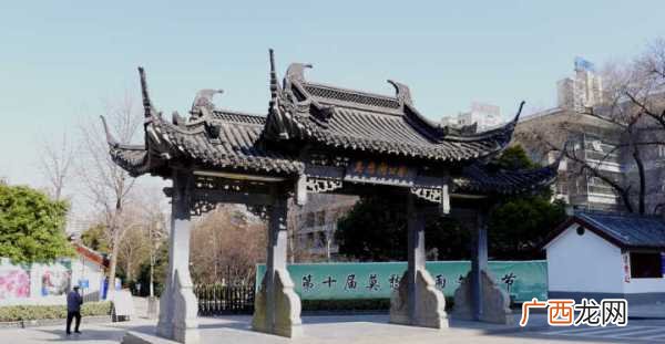 诸城周边一日游的景点有哪些,诸城附近哪好玩?并且免费或门票不贵的地方,谢谢了?