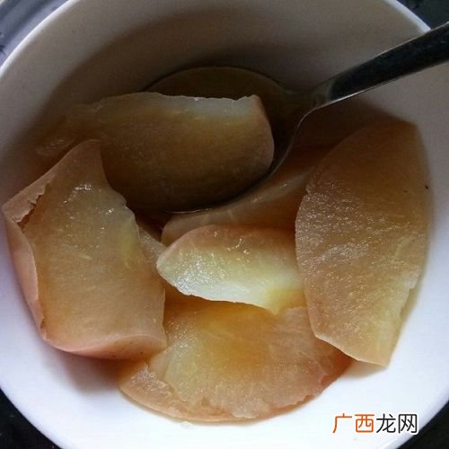 冰糖炖苹果吃可以吗,苹果煮汤的做法？