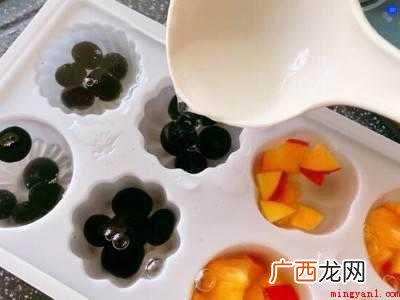 自制水果冻怎么做的具体操作步骤 自制水果果冻怎么做