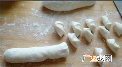 饺子皮怎么擀,如何擀饺子皮？